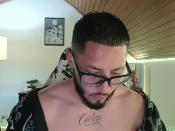 Muscle_Cock32 Chaturbate stream image from January 06, 2025