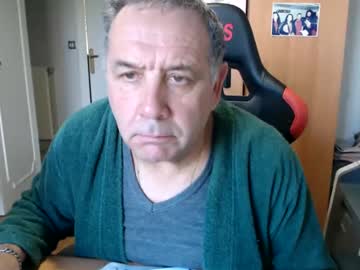 Didoux42 Chaturbate stream image from January 06, 2025