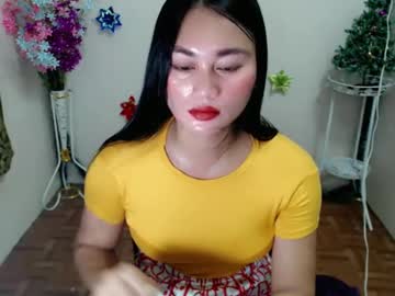 Yumee_Doll Chaturbate stream image from January 06, 2025
