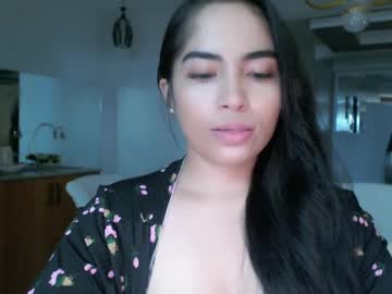 Amariahholly Chaturbate stream image from January 06, 2025