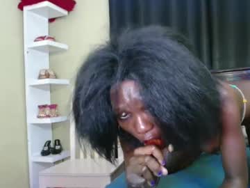 Dark_Creamy_Peaches Chaturbate stream image from January 06, 2025