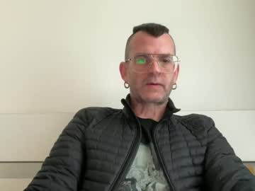 6lamefox9 Chaturbate stream image from January 06, 2025