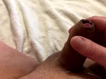 Bigjucyload Chaturbate stream image from January 06, 2025