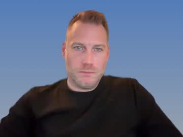 Chris2021x Chaturbate stream image from January 06, 2025