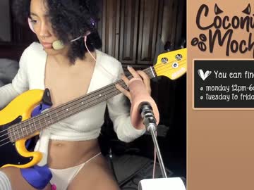 Alexxxiswilson Chaturbate stream image from January 06, 2025