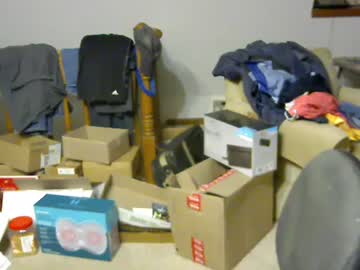 Blemon32 Chaturbate stream image from January 06, 2025
