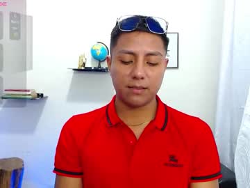 Dereeck14 Chaturbate stream image from January 06, 2025