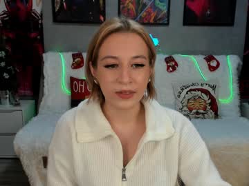 Elyaraiden Chaturbate stream image from January 06, 2025