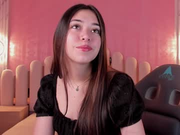 Kimmyy_Vega Chaturbate stream image from January 06, 2025