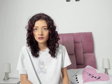 Scarlettt_Moon Chaturbate stream image from January 06, 2025