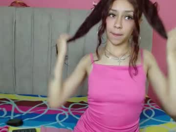 Monicahotsex303av Chaturbate stream image from January 06, 2025