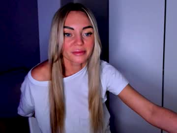 Adriana_Coy_ Chaturbate stream image from January 06, 2025
