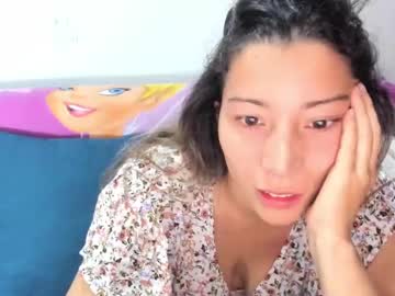 Alexa_Latina Chaturbate stream image from January 06, 2025