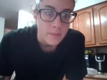 Essentialexibaby Chaturbate stream image from January 06, 2025