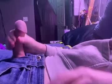 Hardnhornyinhalifax Chaturbate stream image from January 06, 2025
