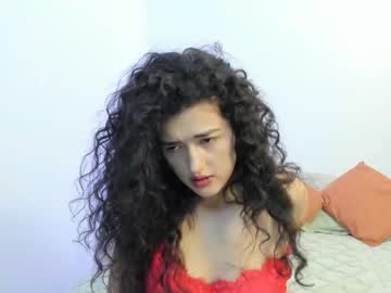 Piama_Burnss Chaturbate stream image from January 06, 2025