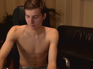 Kevin_Dickinson Chaturbate stream image from January 06, 2025