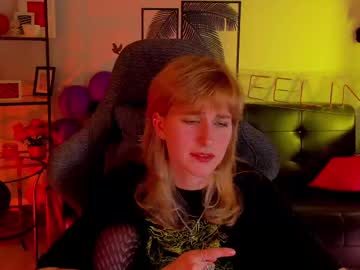Luxrayi Chaturbate stream image from January 06, 2025