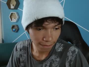 Sunrise_Miiles Chaturbate stream image from January 06, 2025