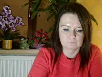 Doreenhot Chaturbate stream image from January 06, 2025