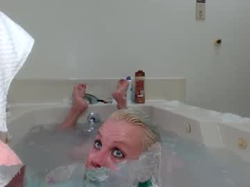 Nightdresssox Chaturbate stream image from January 06, 2025