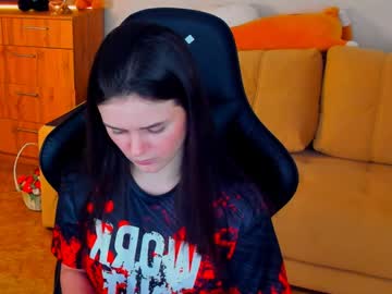 Lora_Cain Chaturbate stream image from January 06, 2025