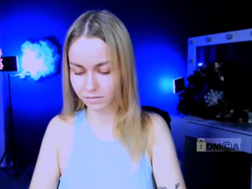 Mary_Mooore Chaturbate stream image from January 06, 2025