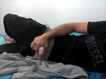Mrbesty8801 Chaturbate stream image from January 06, 2025
