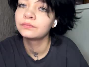 Nikoli_Naw Chaturbate stream image from January 06, 2025