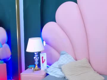 Athenearaxia Chaturbate stream image from January 06, 2025