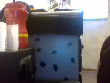 Chompers176983 Chaturbate stream image from January 06, 2025