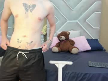 Luke_Evanns1 Chaturbate stream image from January 06, 2025
