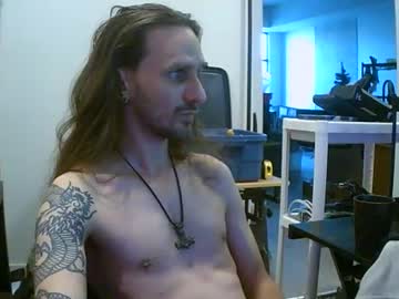 Tornado2156 Chaturbate stream image from January 06, 2025