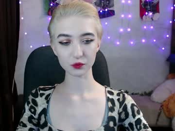 Milanathorn Chaturbate stream image from January 06, 2025