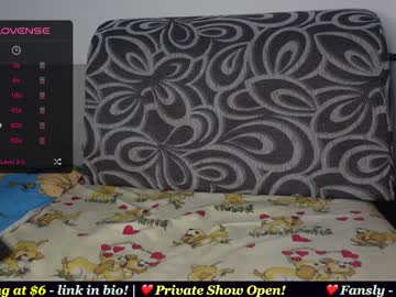 Webchrissy Chaturbate stream image from January 06, 2025