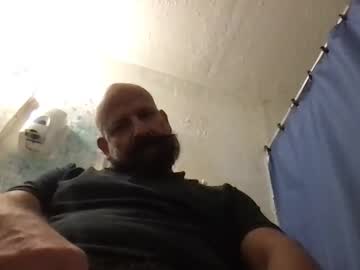 Goldmenjustme Chaturbate stream image from January 06, 2025