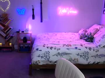 Katieverona Chaturbate stream image from January 07, 2025