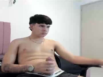 Brylyonx Chaturbate stream image from January 07, 2025