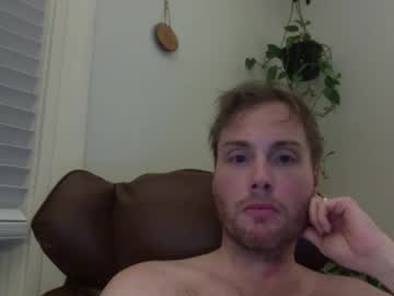 Macra0000 Chaturbate stream image from January 07, 2025