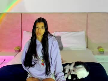 Alana__Get Chaturbate stream image from January 07, 2025