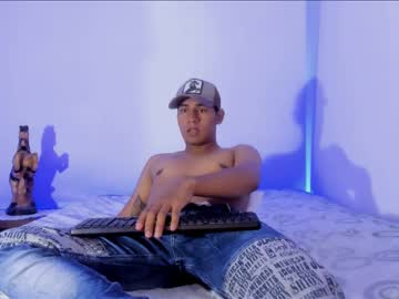Mike__Cute Chaturbate stream image from January 07, 2025