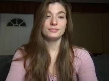 Rileycarterxo Chaturbate stream image from January 07, 2025