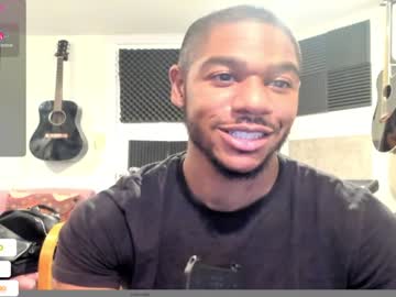 Urnewdaddy90 Chaturbate stream image from January 07, 2025