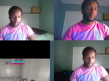 Clouvo Chaturbate stream image from January 07, 2025