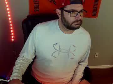 Taintnuzzler_13 Chaturbate stream image from January 07, 2025