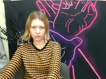 Crystalgirl__ Chaturbate stream image from January 07, 2025