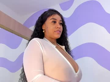 Monaaxxx_ Chaturbate stream image from January 07, 2025
