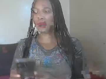 Phoenixcandy Chaturbate stream image from January 07, 2025