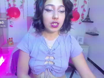 Revek_Uwu Chaturbate stream image from January 07, 2025