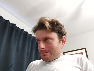 Undress_Me_ Chaturbate stream image from January 07, 2025